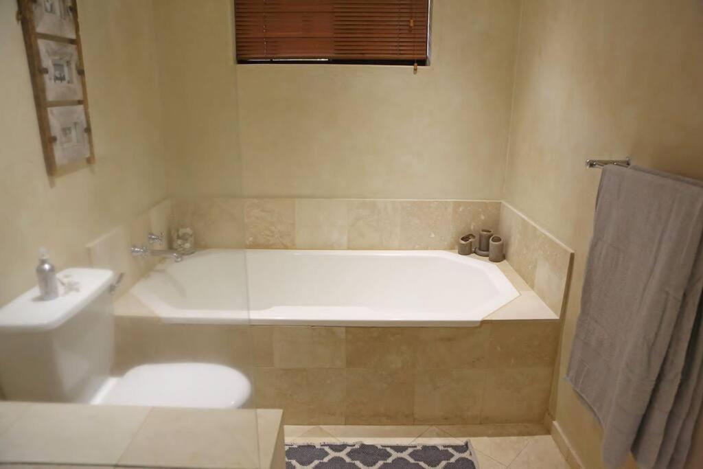 De Luc Farmhouse Ultimate Country Privacy Franschhoek Εξωτερικό φωτογραφία